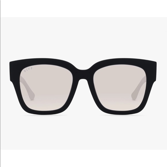 Diff Bella II Matte Black Beige Mirror Polarized Sunglasses SOLD OUT ONLINE - Picture 2 of 7